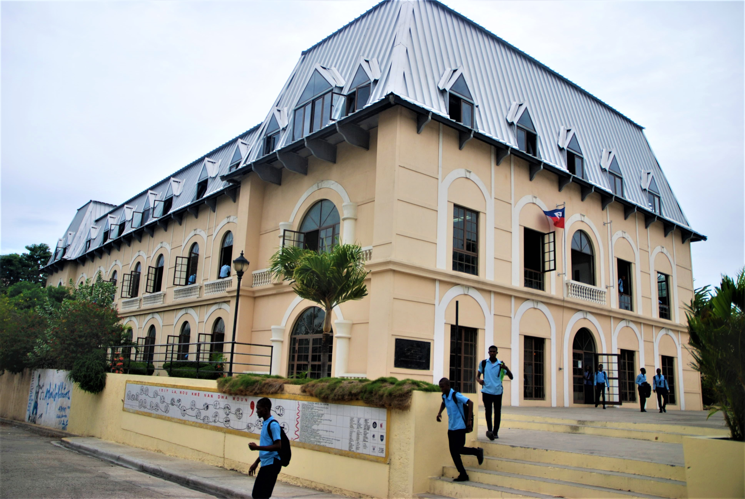 Lycée Alexandre Pétion